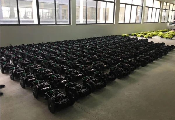 European Grade low price waterproof Auto recharge Anti Hit 24V 4.4AH Lithium Battery 1500sqm Lawn Mower Robot Robotgrasmaaier - Image 4